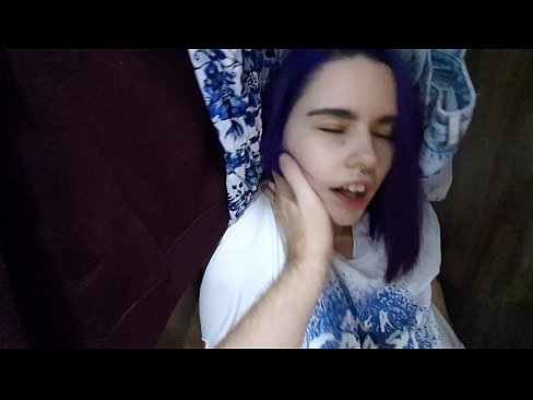 ❤️ الماري ۾ منهنجي سس مليو ۽ هن جي مدد ڪئي ❌ معيار جنسي
